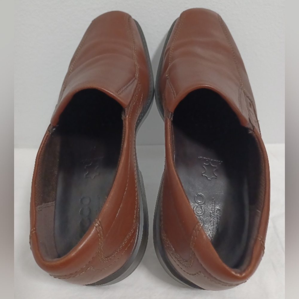 Ecco Men's loafers slip-on brown leather shoes size 10. (44) - Picture 6 of 11
